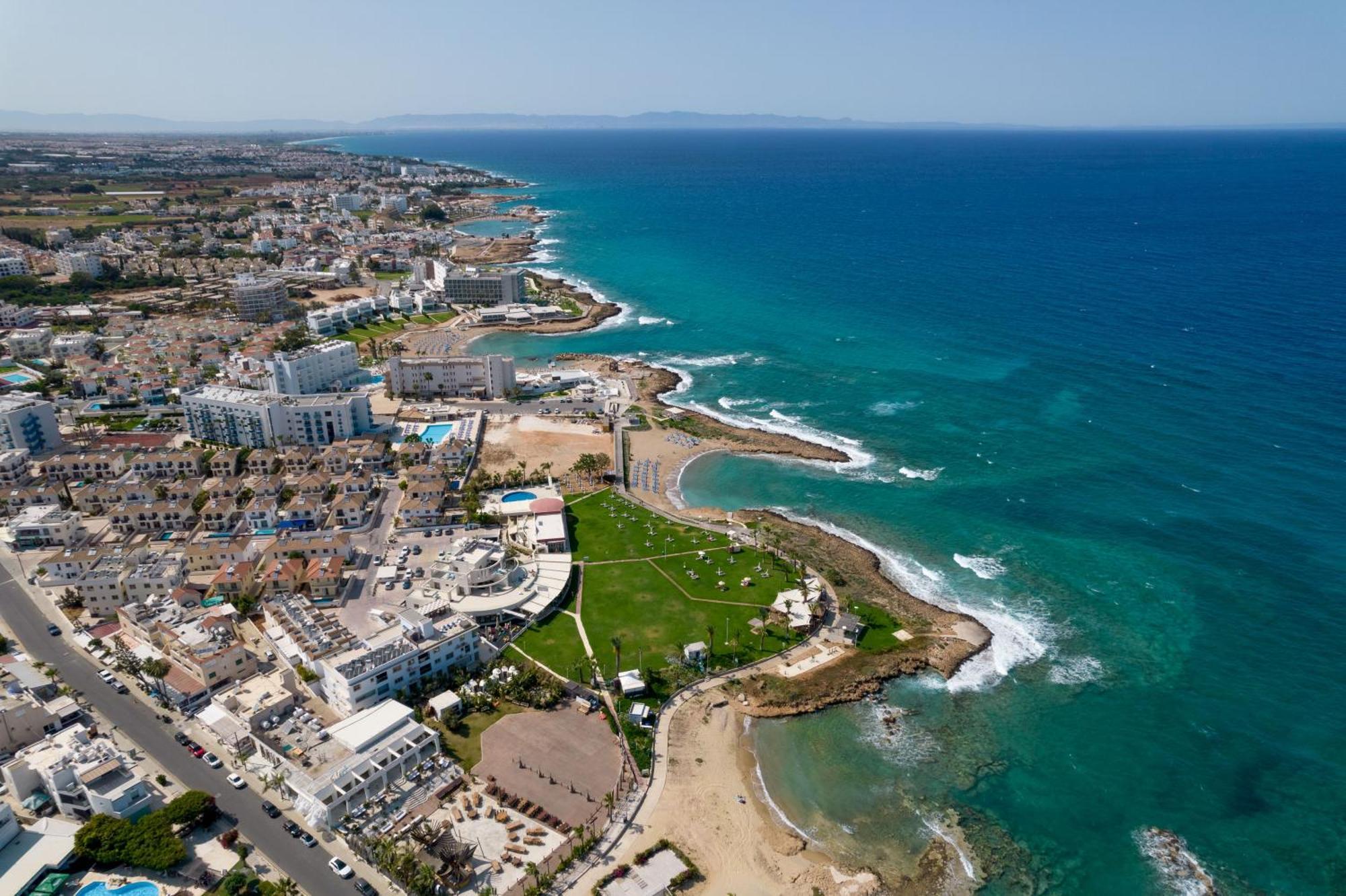 Dafni Villa Ekaterina 3 Bdrm Protaras Exterior foto